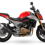 QJ SRK 600 — The Doctor Motos Barcelona — foto 1