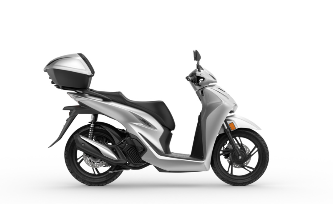 Honda SH125i Smart Top Box — The Doctor Motos Barcelona — foto 5