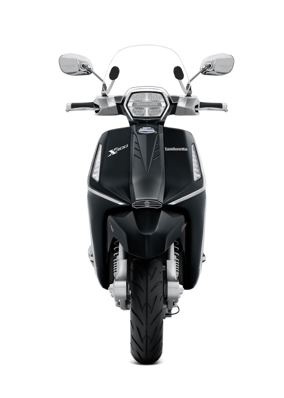 LAMBRETTA X300 GT — The Doctor Motos Barcelona — foto 1